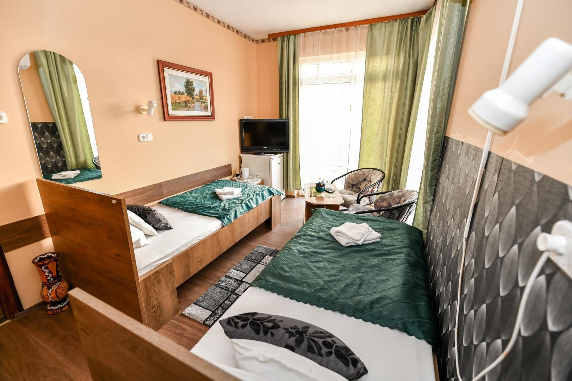 Laguna Panzio Szantod Luaran gambar