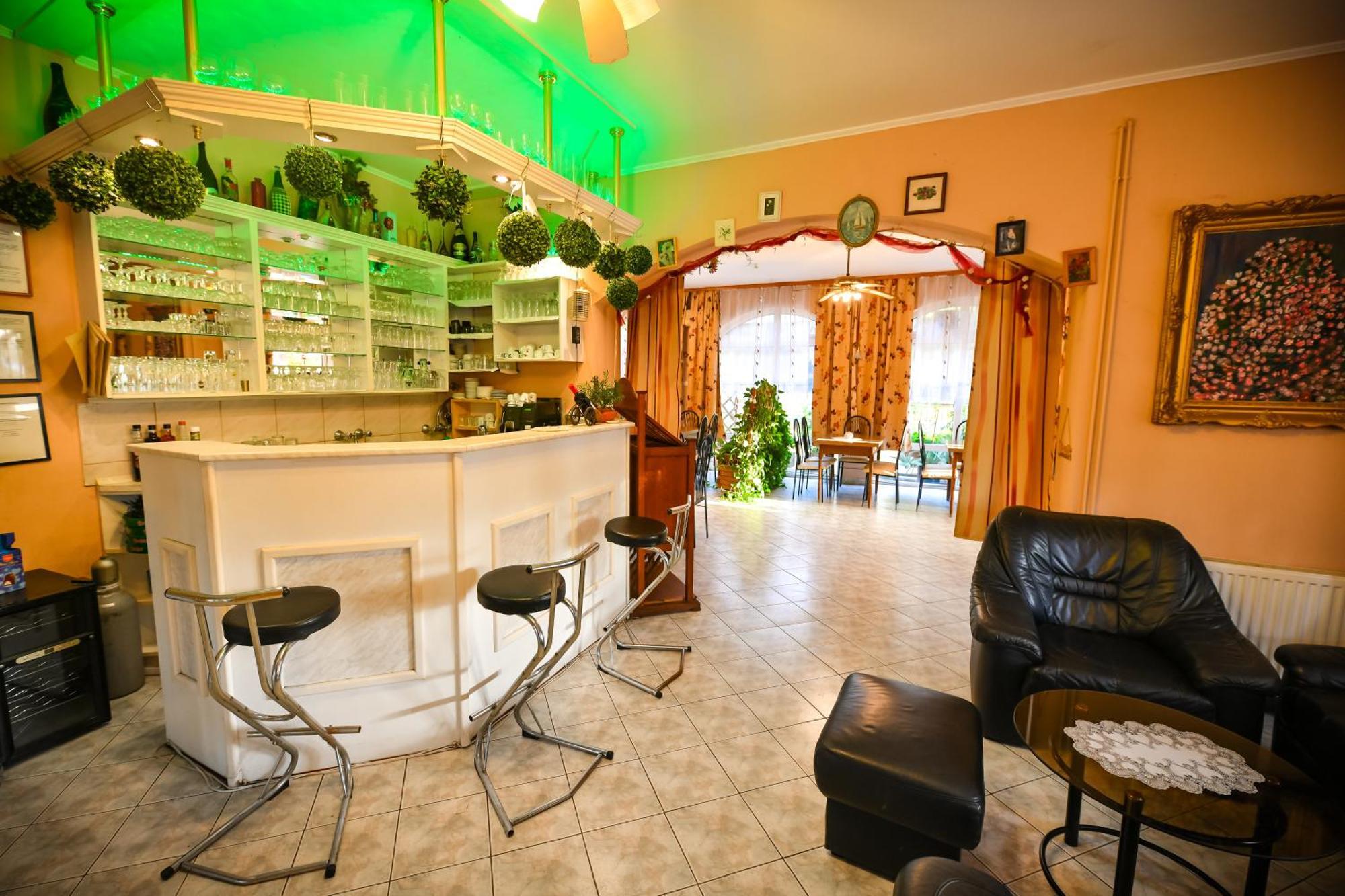 Laguna Panzio Szantod Luaran gambar
