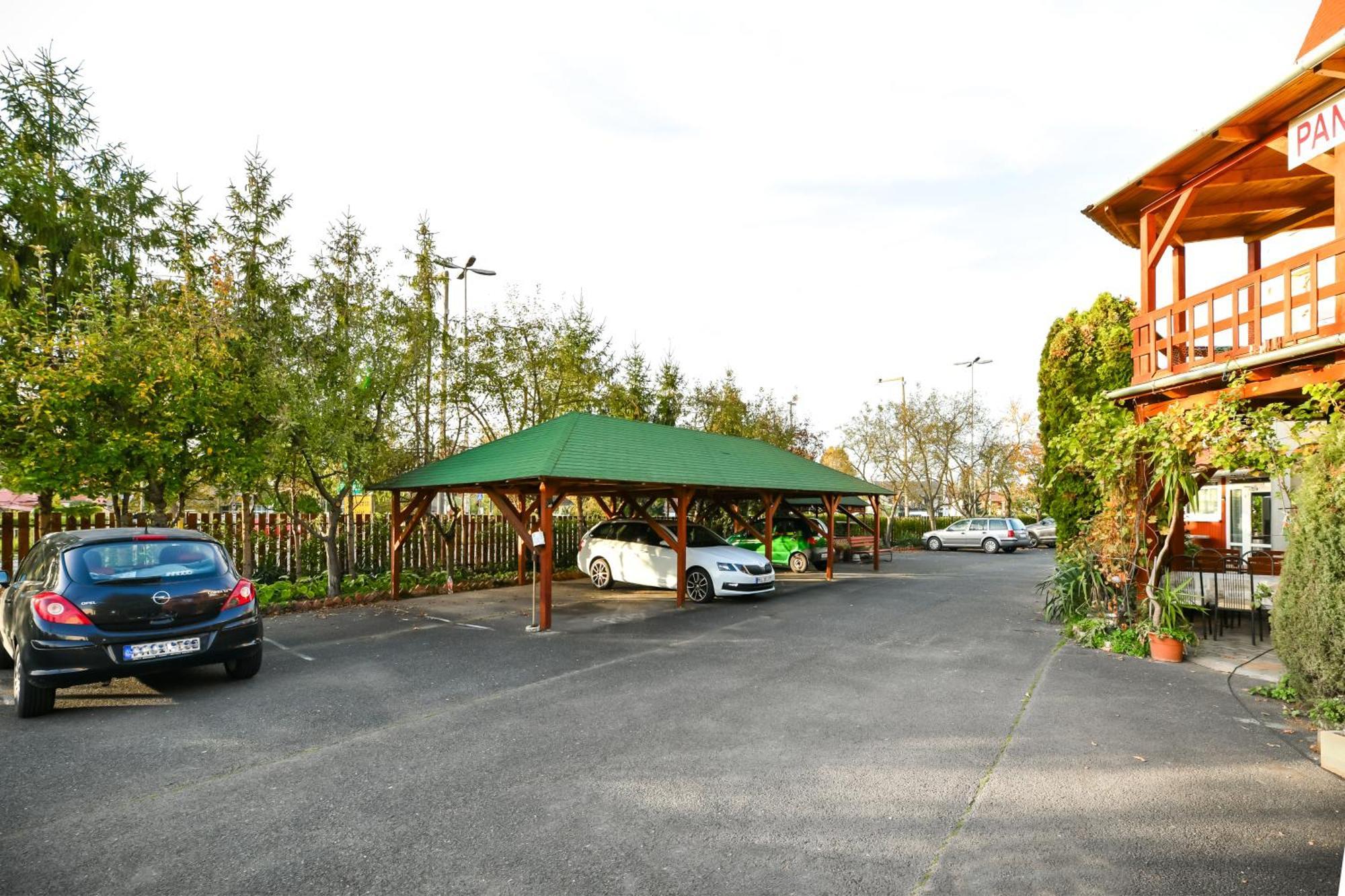 Laguna Panzio Szantod Luaran gambar